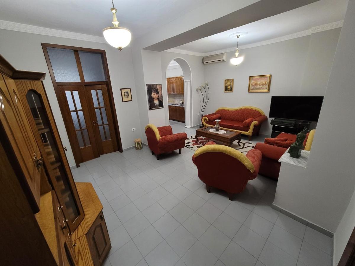 Heart Of Tirana Apartment Luaran gambar